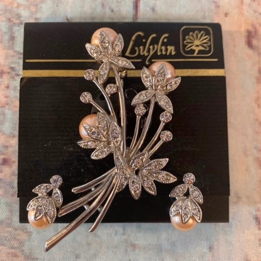 Lilylin Silver and Champagne Pearl Pin and Earrings